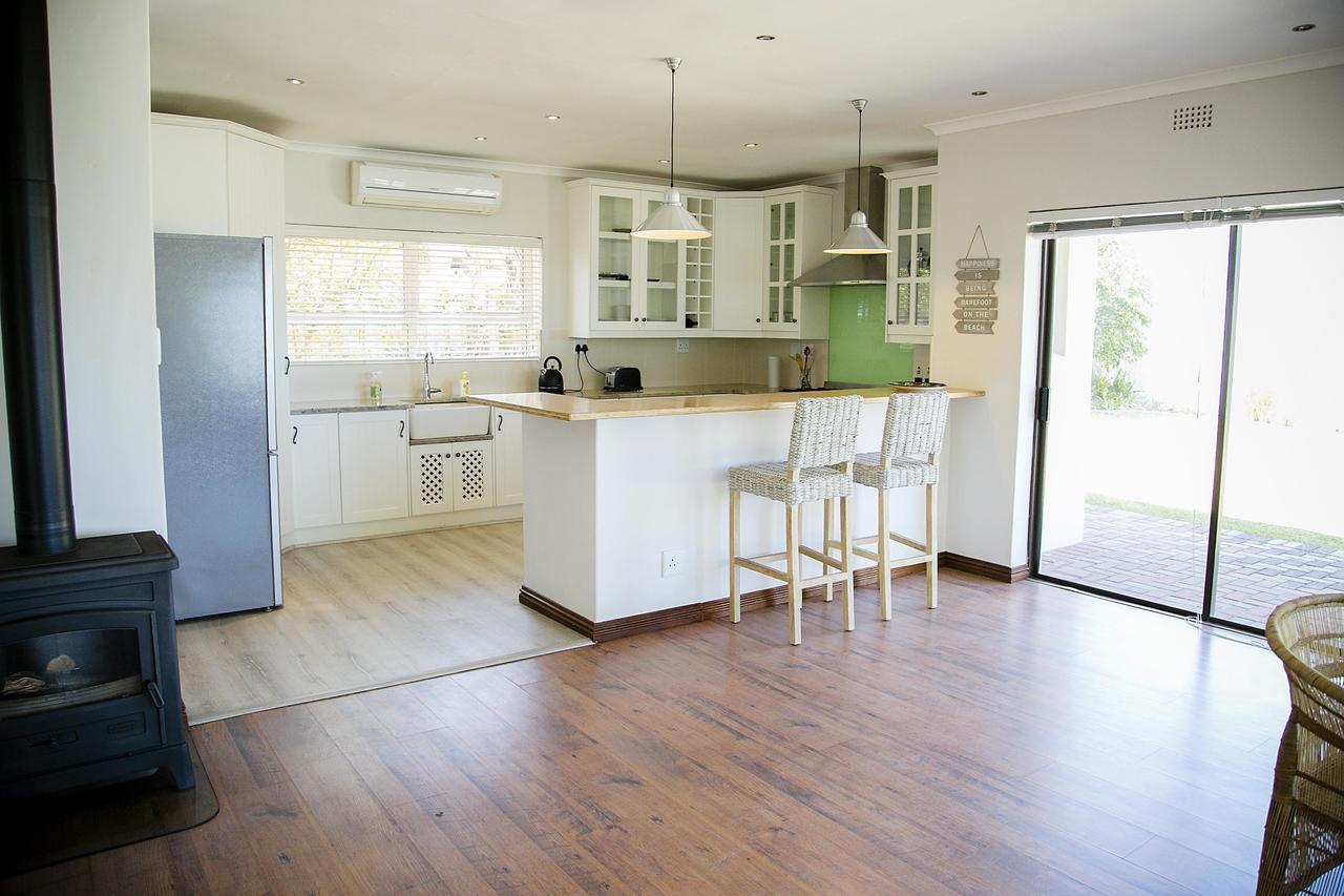 Amazing Beach House In Melkbos! Van Riebeeckstrand Εξωτερικό φωτογραφία